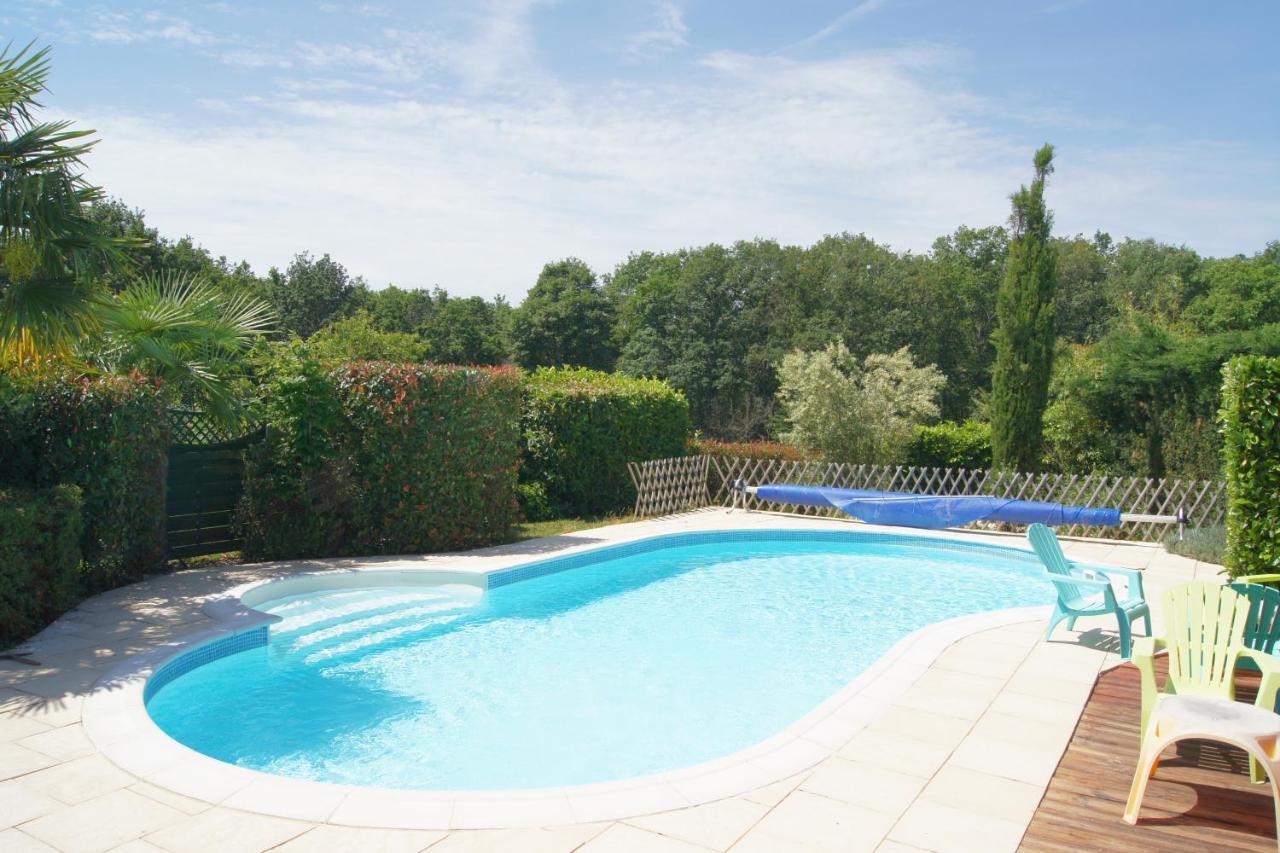 Chambres d hôtes de la Mauguinière Neuillé-le-Lierre Extérieur photo