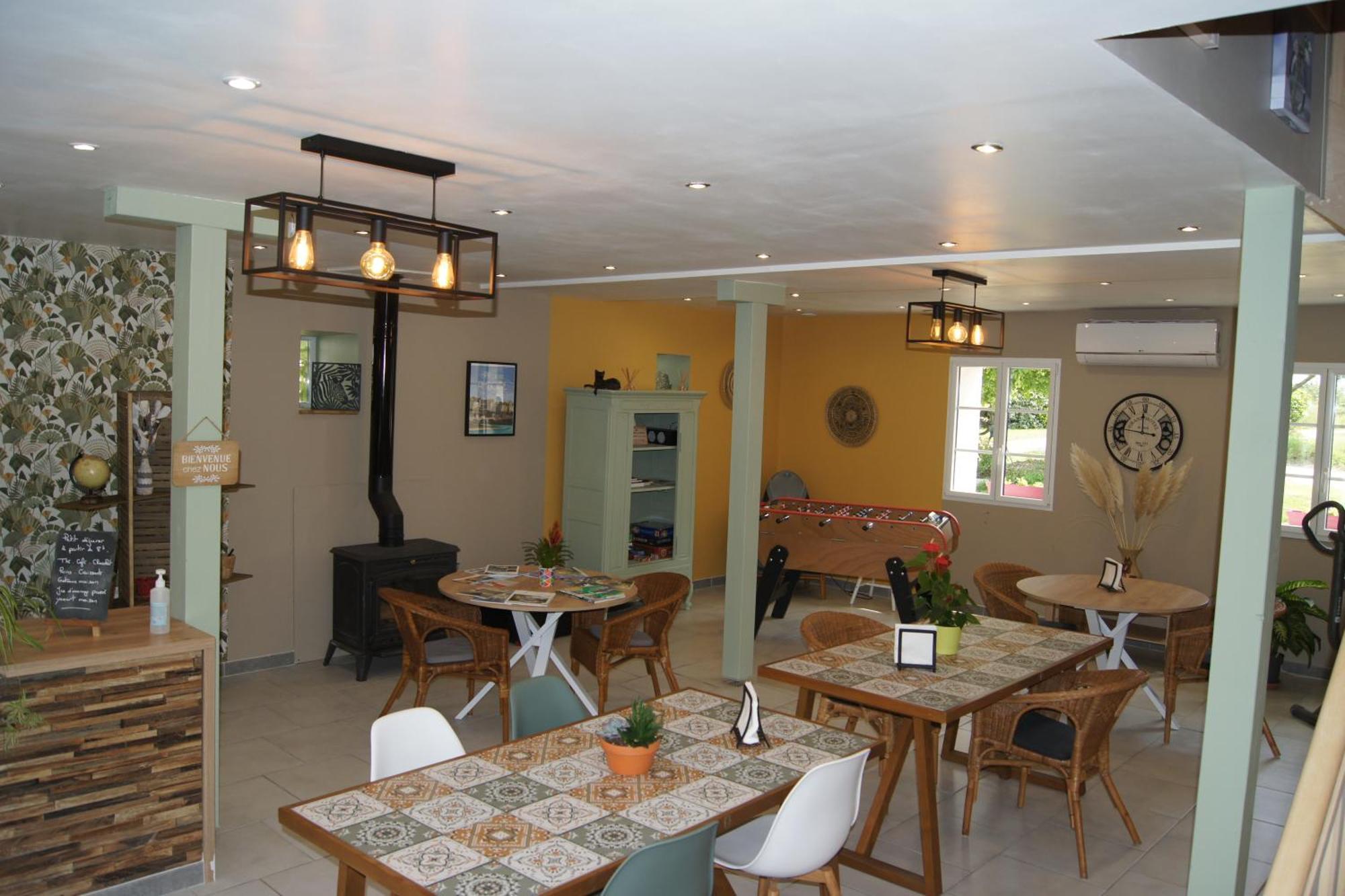 Chambres d hôtes de la Mauguinière Neuillé-le-Lierre Extérieur photo